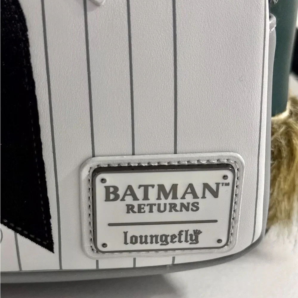 Loungefly Batman Returns | Penguin | DC Comics | Mini Backpack NWT | DCCBK0067